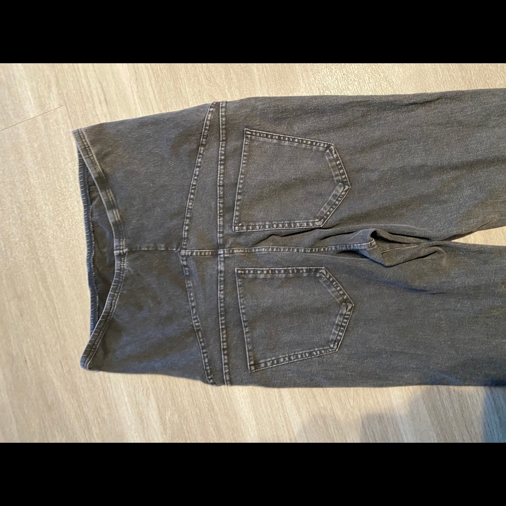 NWT Mama H&M Maternity Treggings